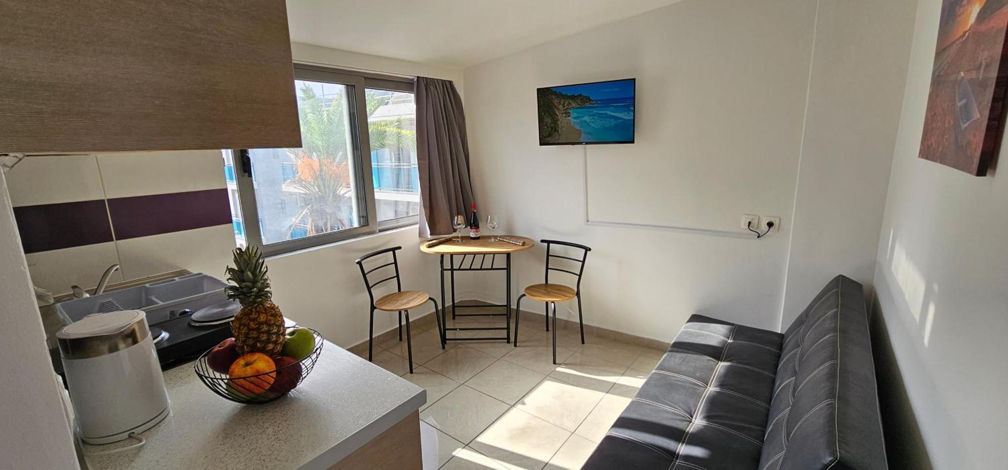 North Bay Apartments Rhodes City Exteriör bild